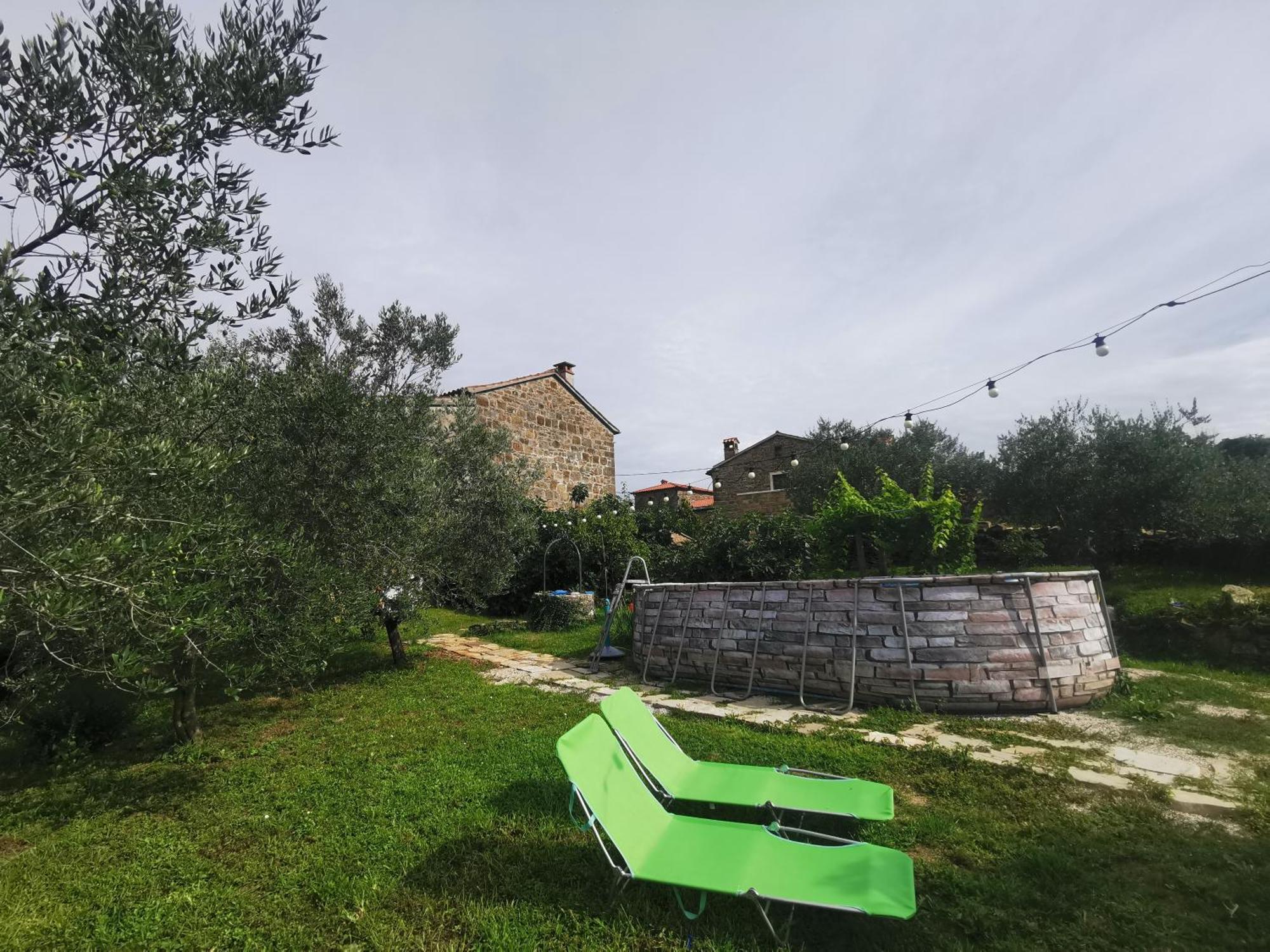 Apartma Baladur Brezovica pri Gradinu Εξωτερικό φωτογραφία